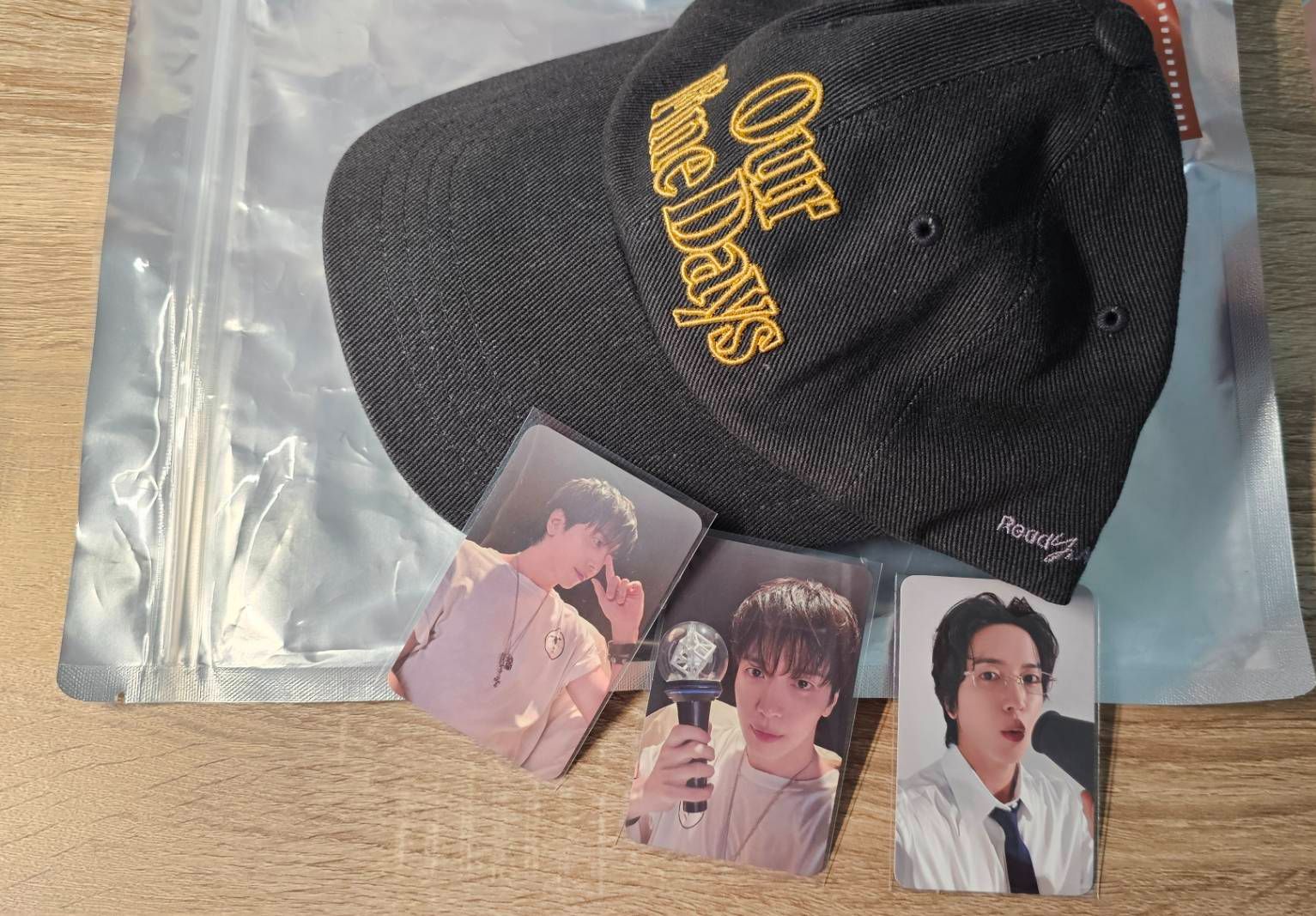 鄭容和OUR FINE DAYS帽子+小卡 另贈DFREE滿額卡2張