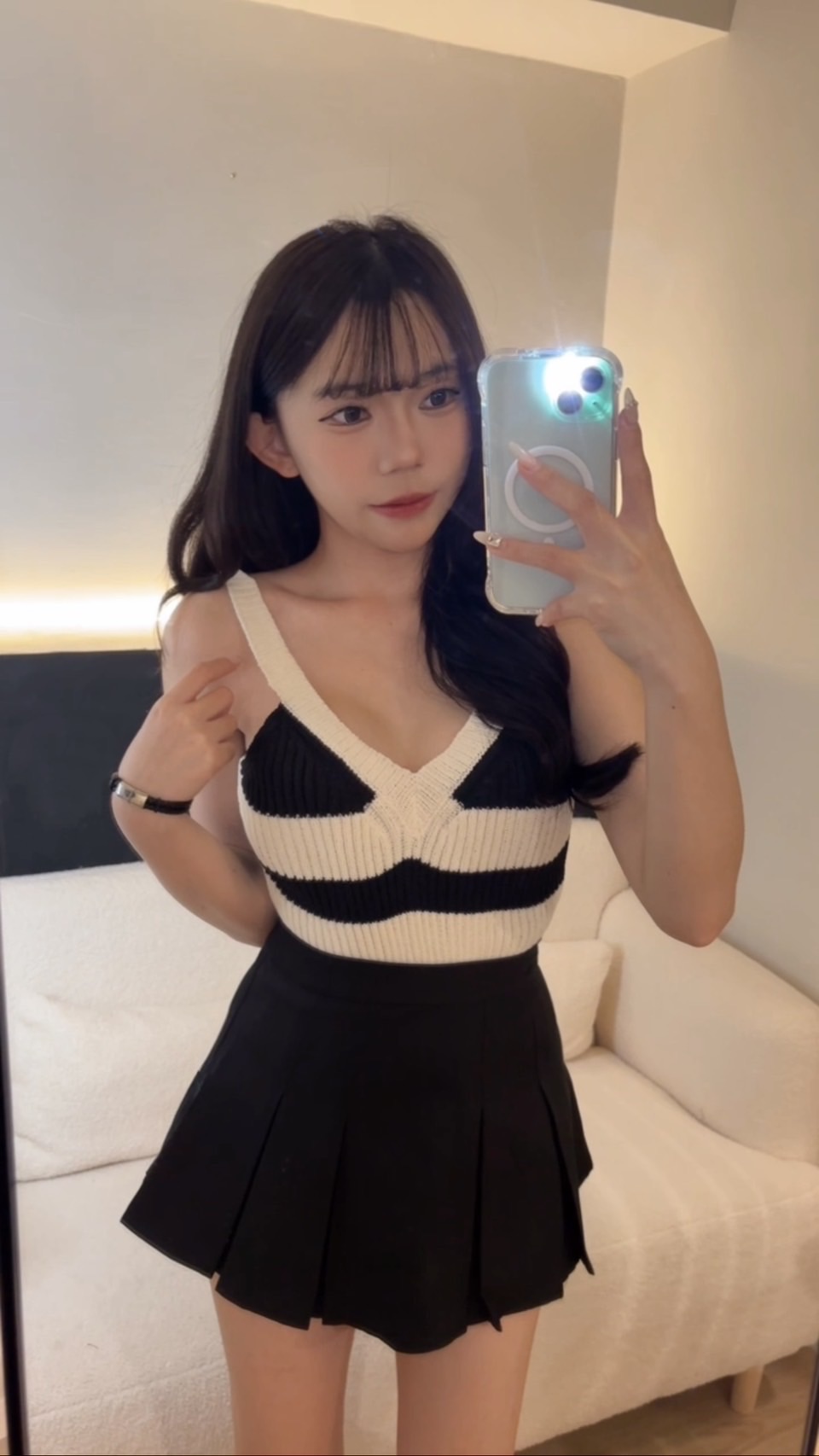 條文針織V領背心