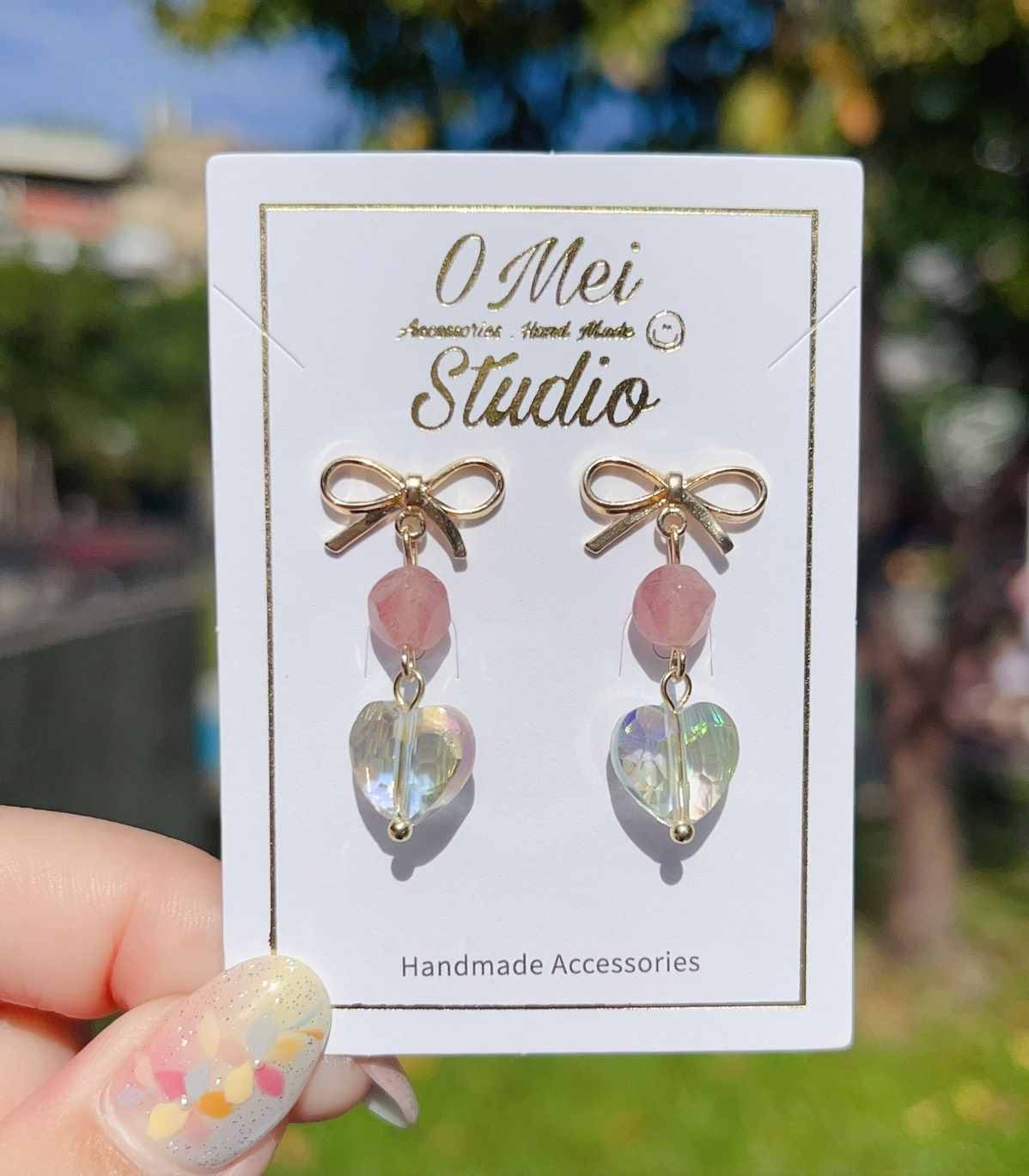 手作耳環-蝴蝶結草莓晶切面愛心耳環