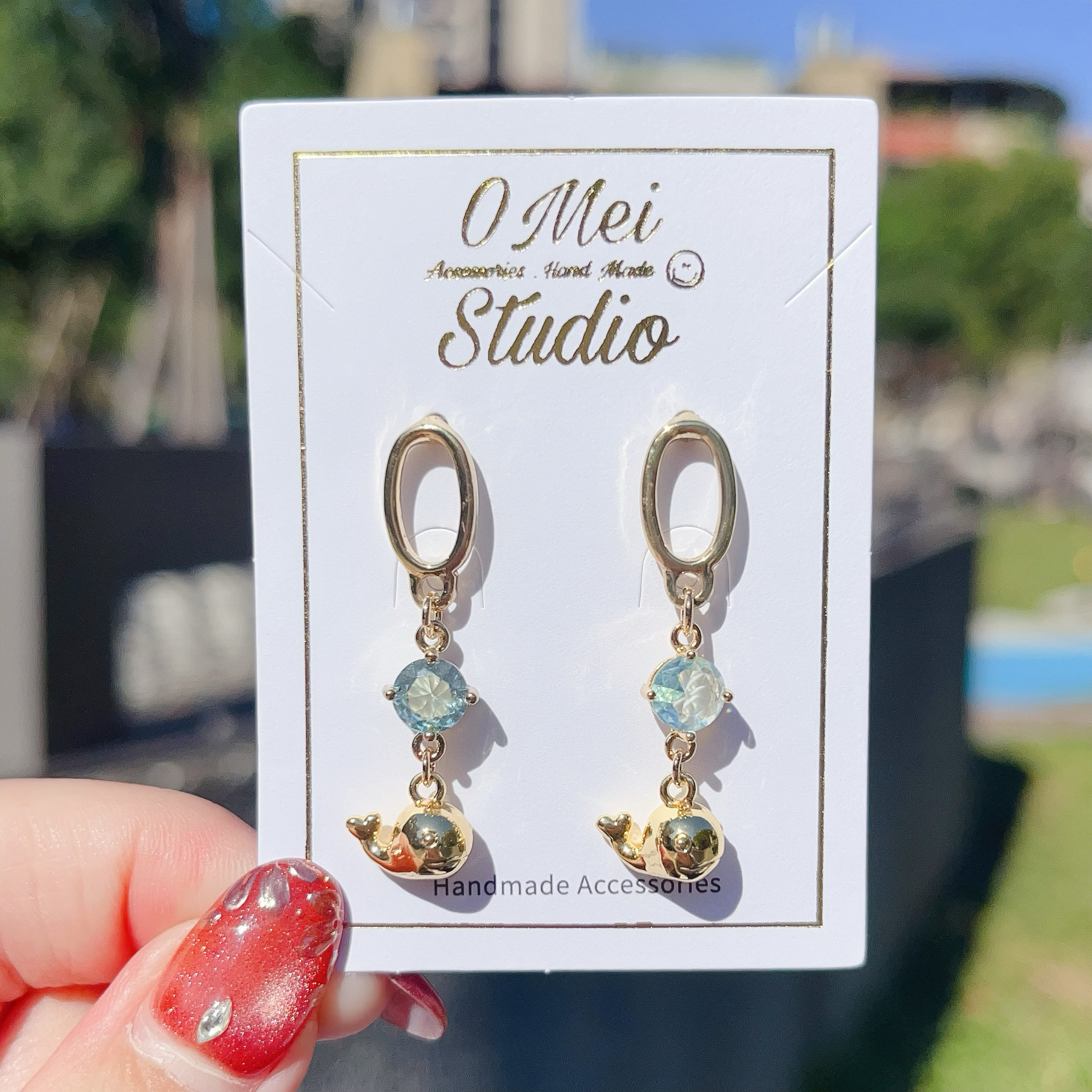 手作耳環-2026.01新品-藍鋯石鯨魚耳環