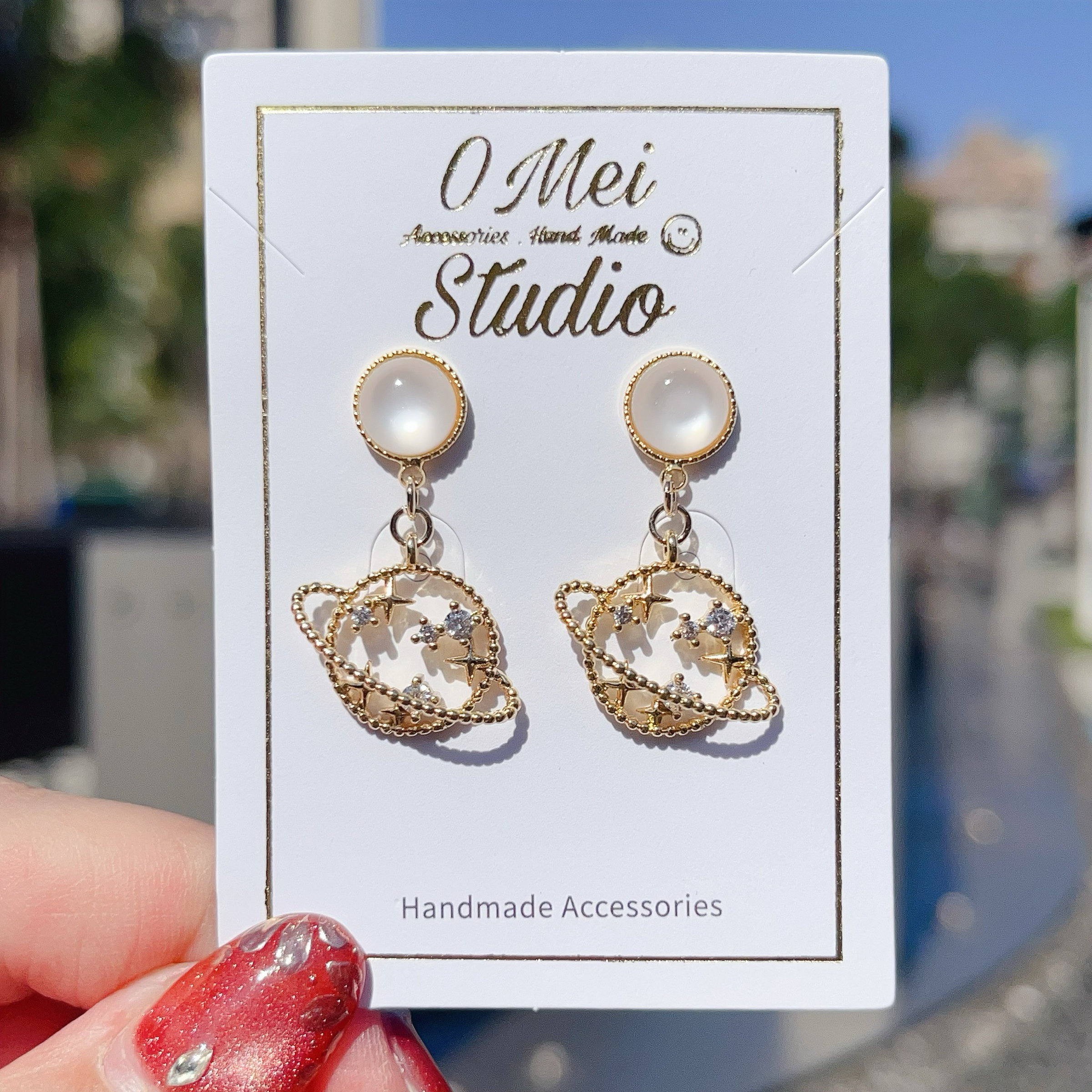 手作耳環-2026.01新品-白色貓眼鋯石星球耳環