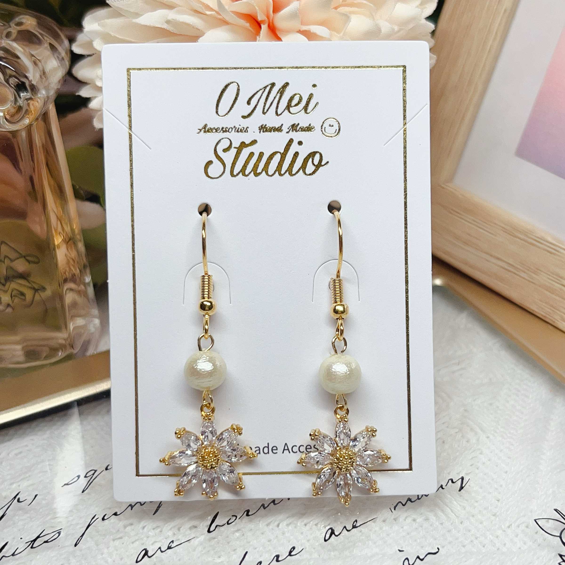 手作耳環-2026.04新品-棉珍珠閃耀太陽花耳環