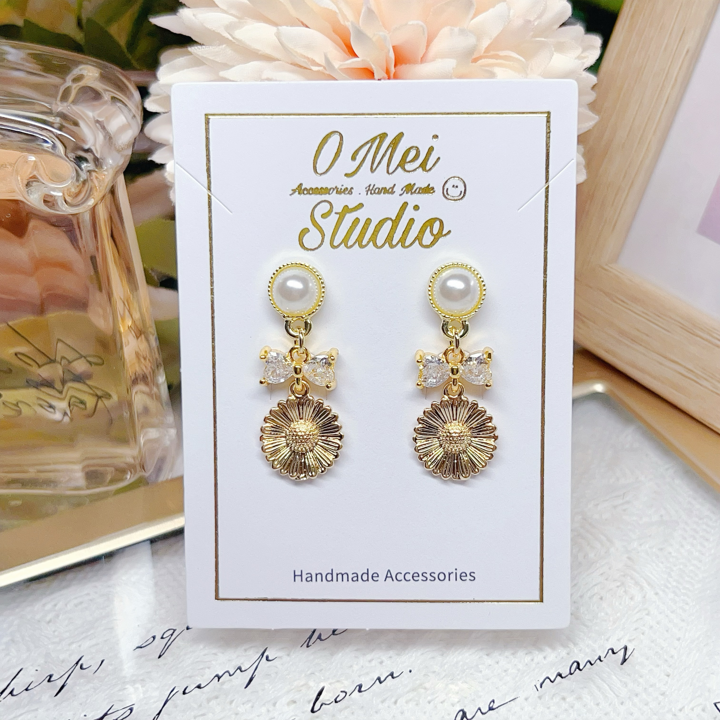 手作耳環-2026.04新品-仿珍珠鋯石蝴蝶結雛菊耳環