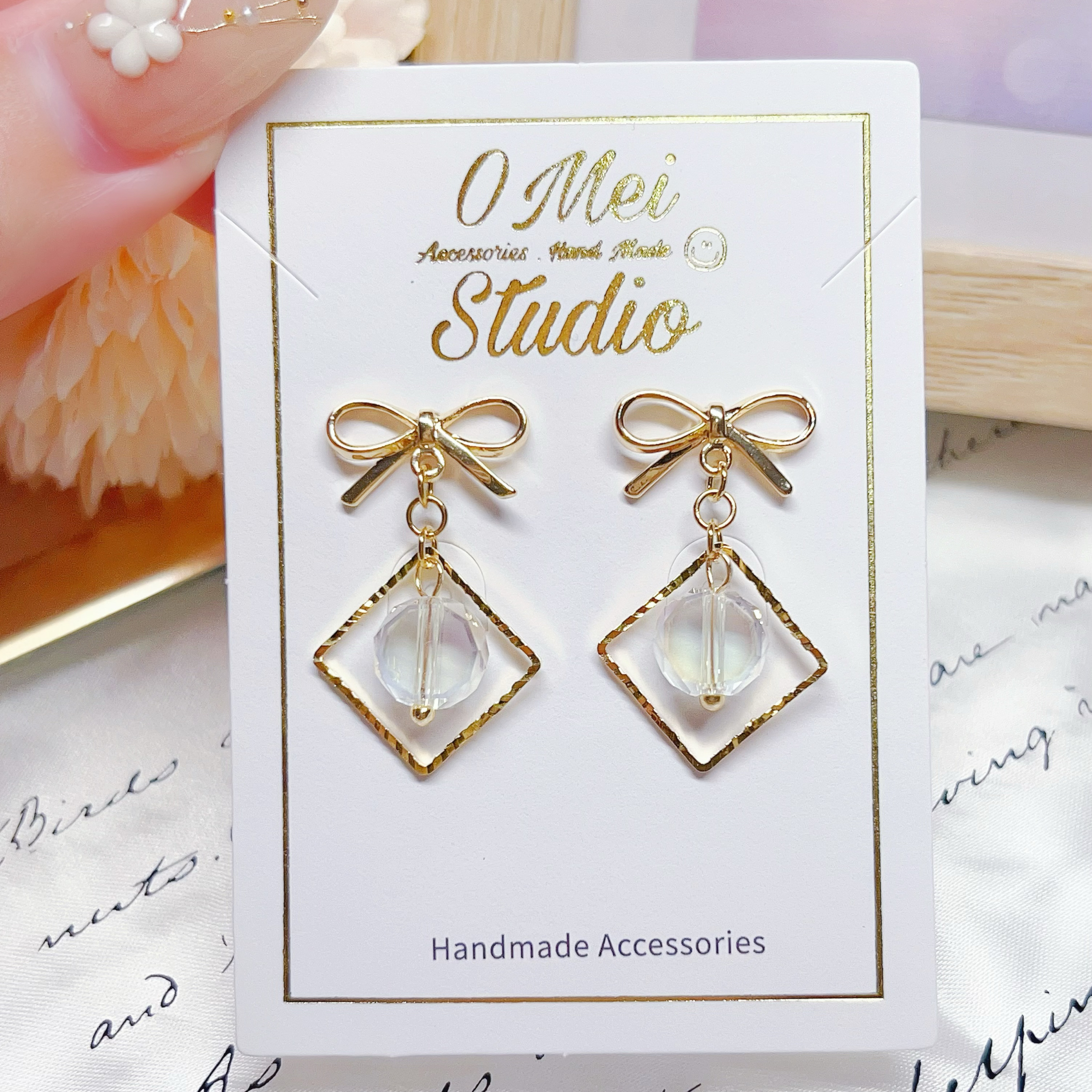 手作耳環-2026.04新品-蝴蝶結方框切面玻璃珠耳環