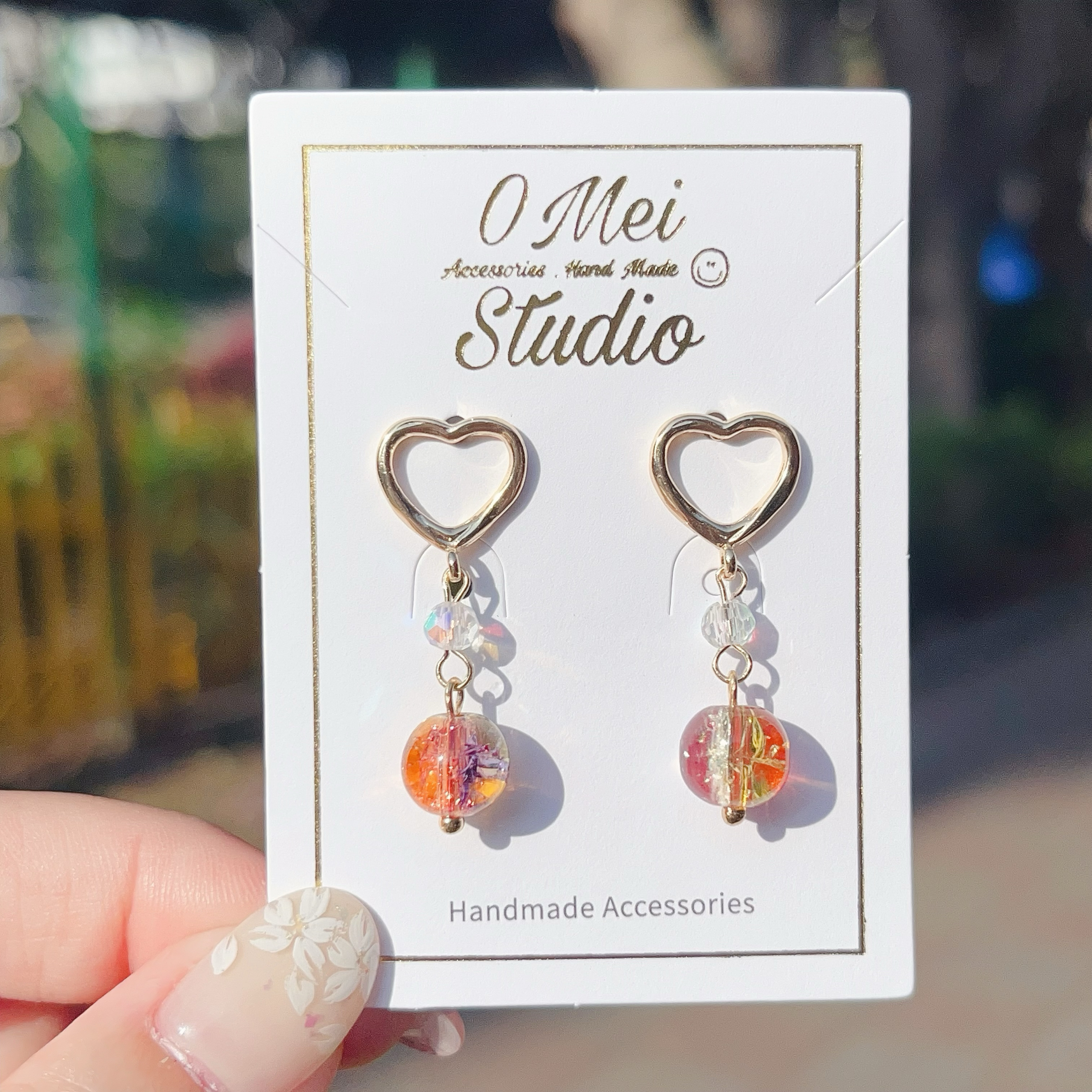 手作耳環-2026.04新品-鏤空愛心繽紛彩珠耳環