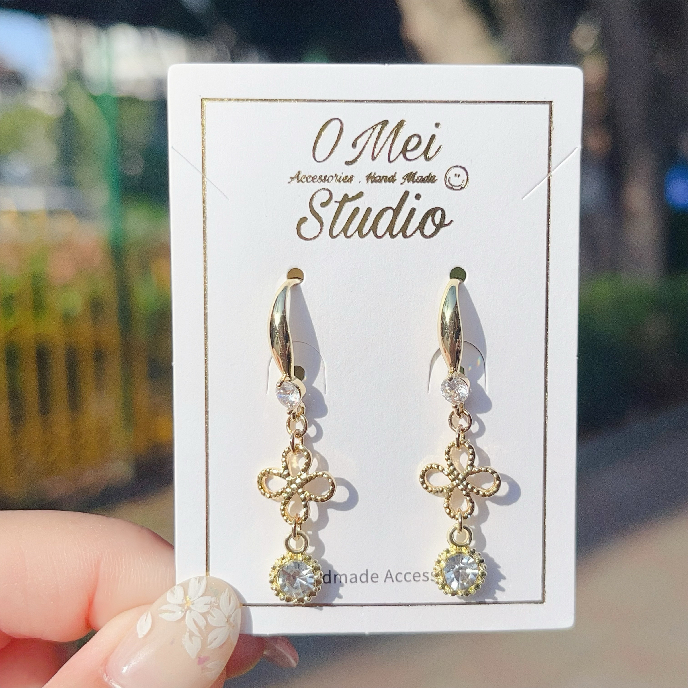 手作耳環-2026.04新品-法式浪漫四葉草鋯石吊墜耳環