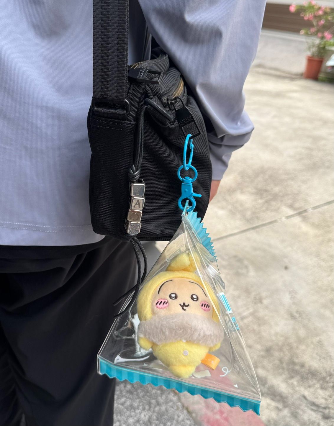 三角糖果包造型娃包