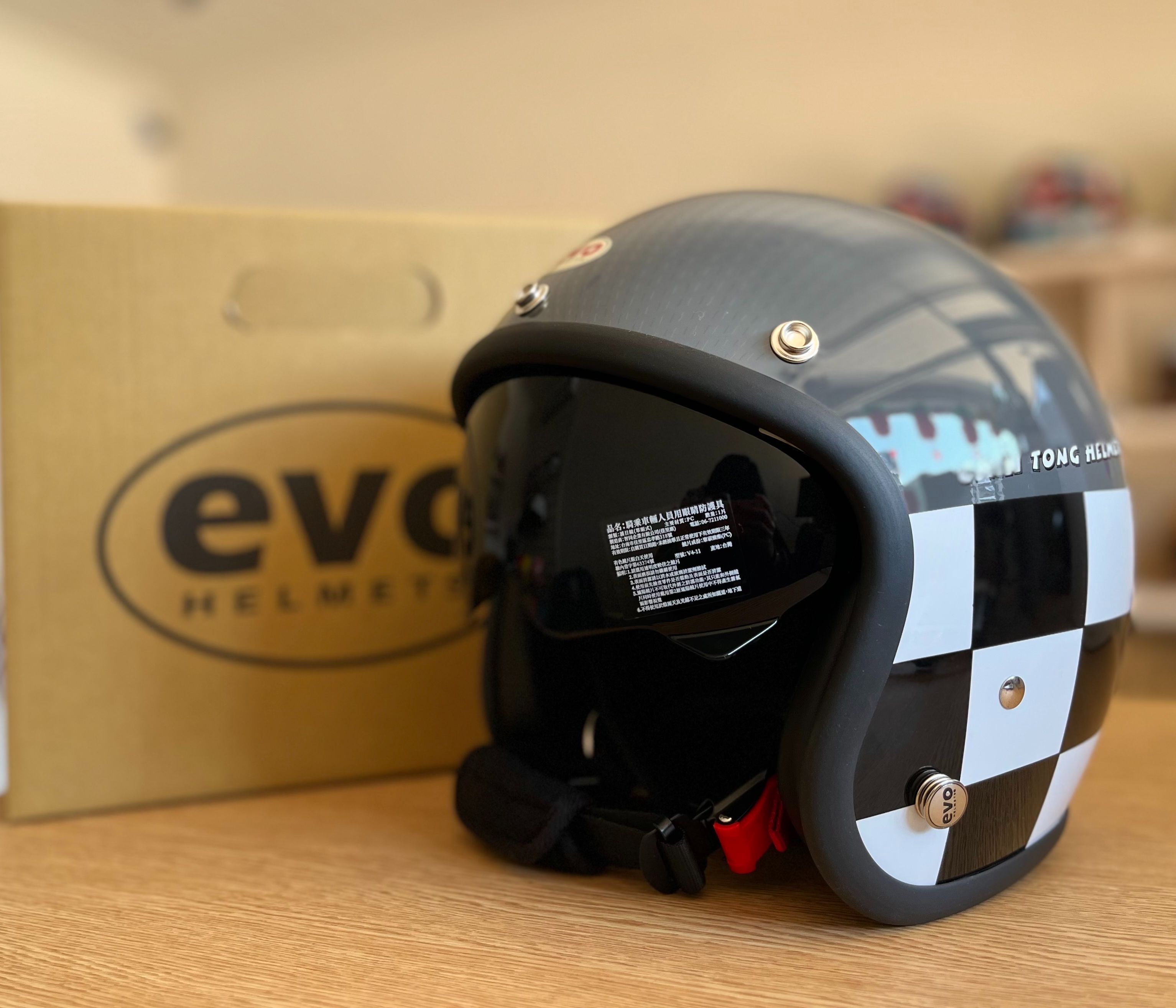 EVO-賽車格（黑灰 ）