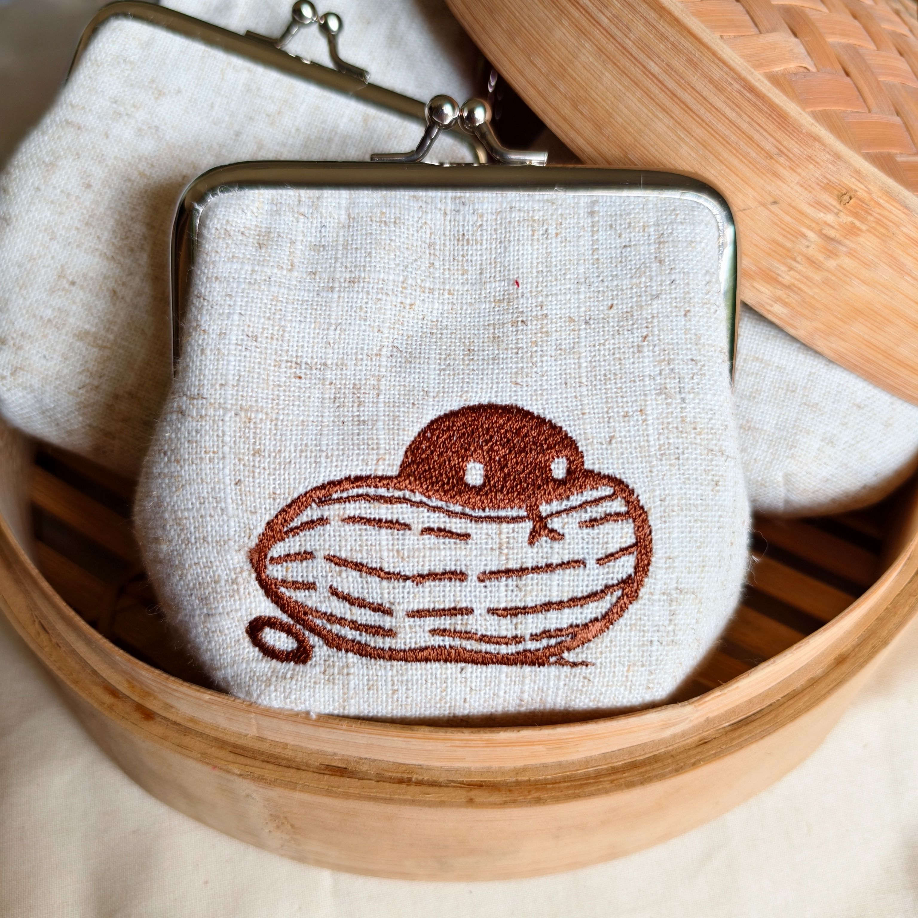 黑犬手作。小龍包。口金包。獨家販售。花生蛇麼事