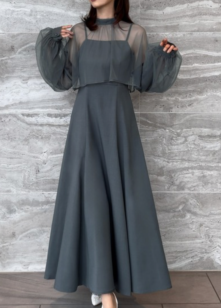 現貨+予約✨仙感滿分！薄紗小外套＋喇叭吊帶連身裙 套裝 frga070-010