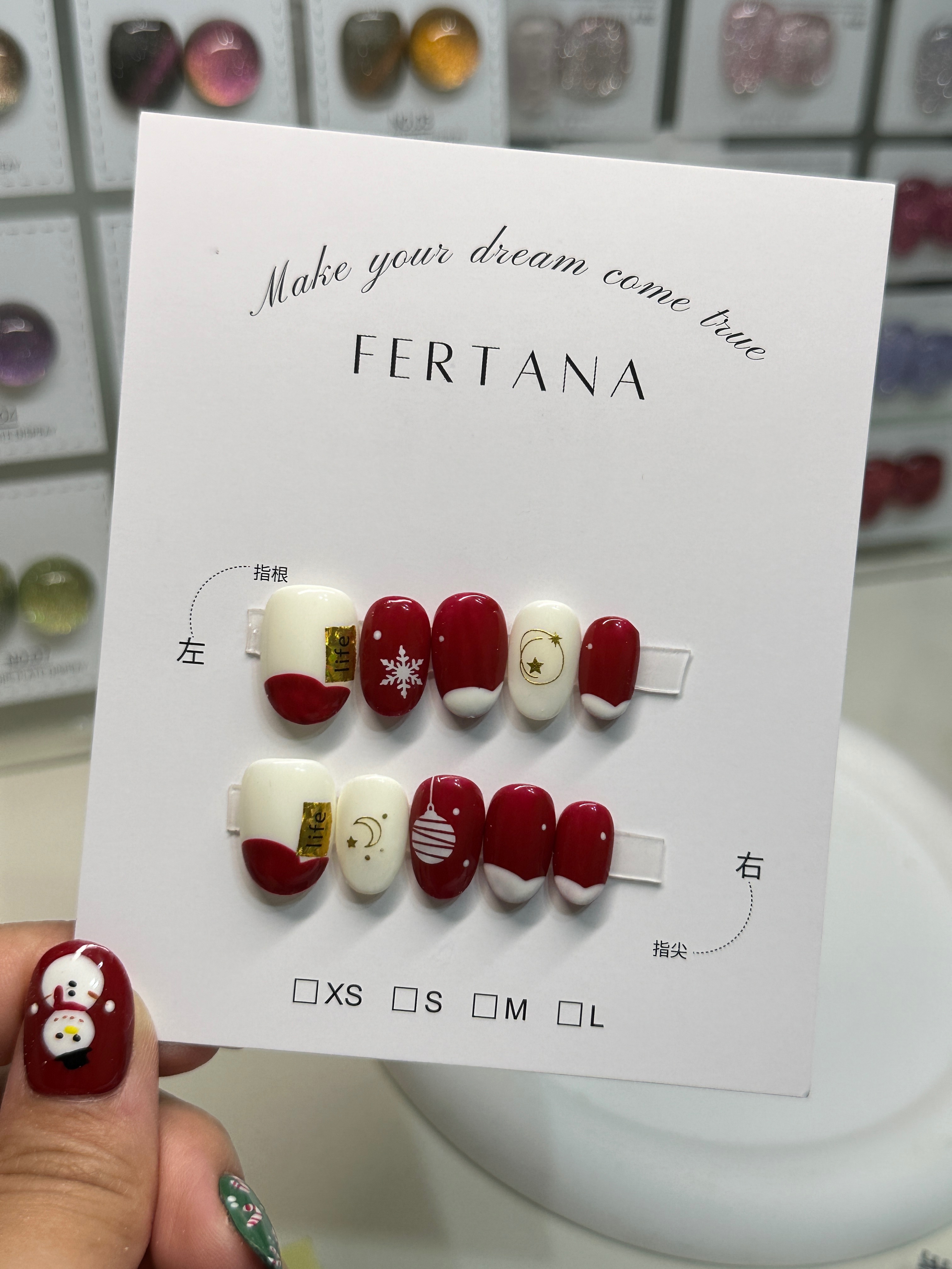 Fertana studio手工穿戴甲 聖誕款M004