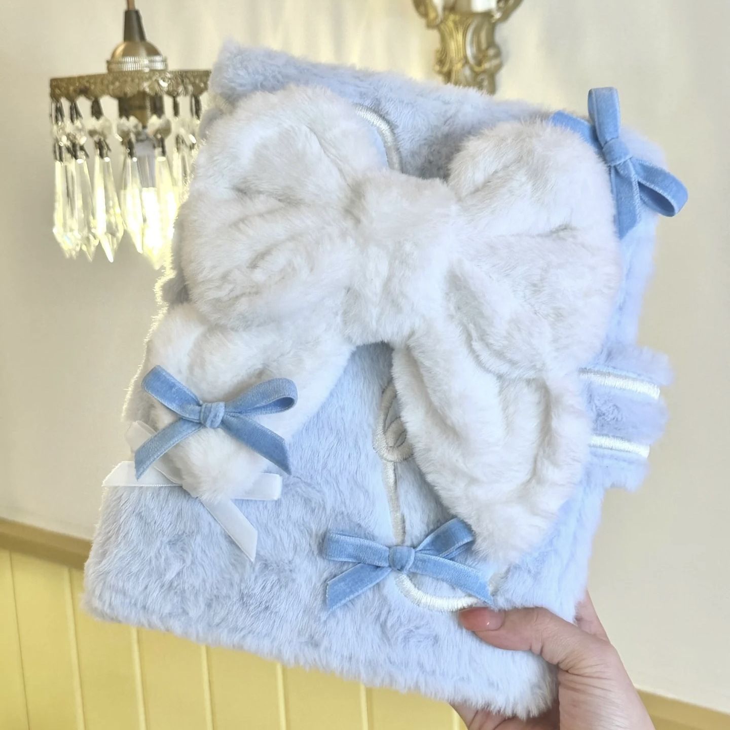 蝴蝶結毛絨卡冊/四宮格