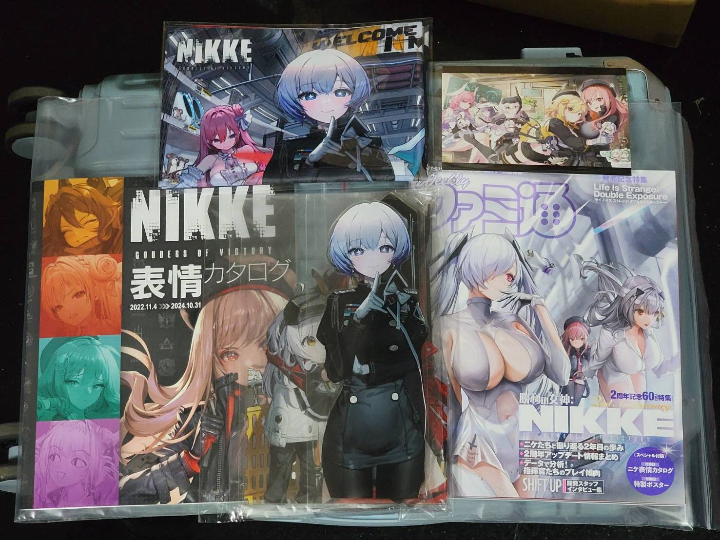 妮姬二週年特集-電玩通+立牌2個+明信片+布海報
