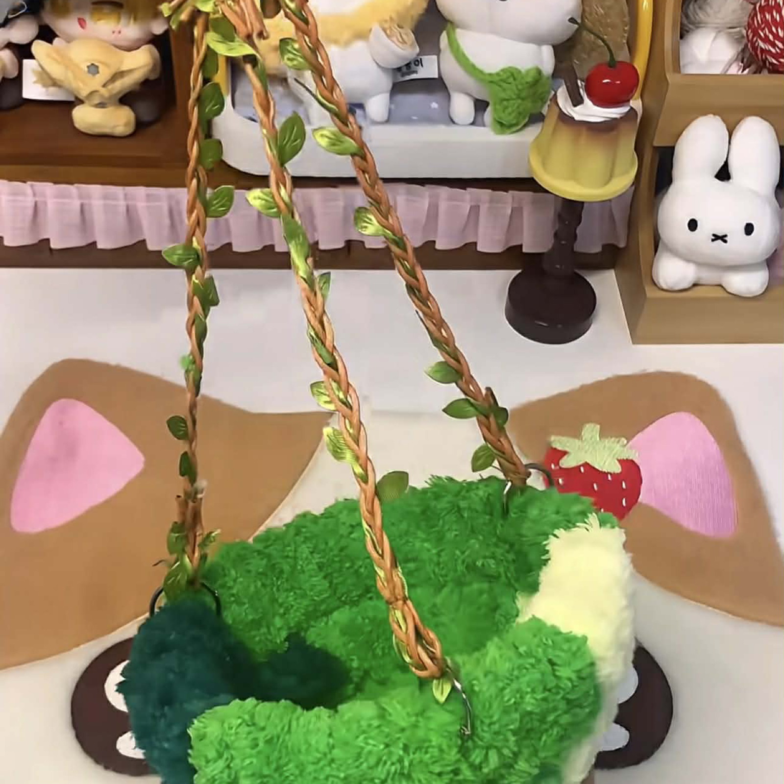 編織毛絨娃吊床/預購