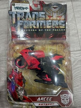 變形金剛 ROTF  RA23 日版 ARCEE 亞希 全新