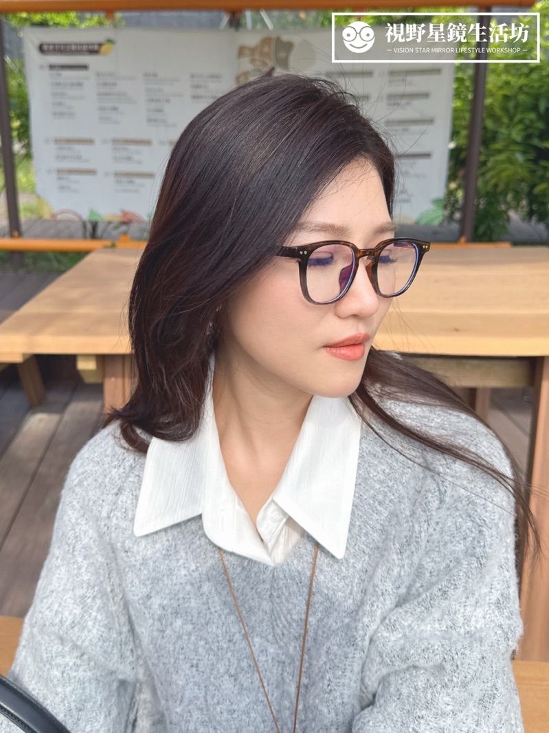 【現貨附盒】簡約韓風素顏百搭神器防藍光 平光眼鏡（共兩色）