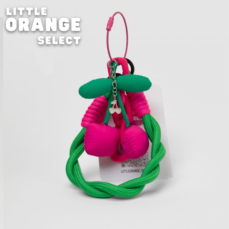 ［小凌橘子］療癒感櫻桃串吊飾掛件 玩偶吊飾 新年禮物 情侶吊飾 書包掛件 鑰匙扣吊飾 背包掛飾 交換禮物 包包吊飾