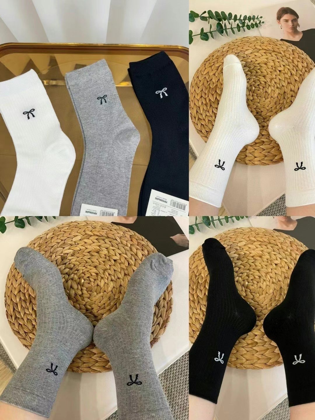 現貨+預購ෆ🏷ʏᴜɴᴀ’s ·韓國製🇰🇷簡約百搭蝴蝶結長襪