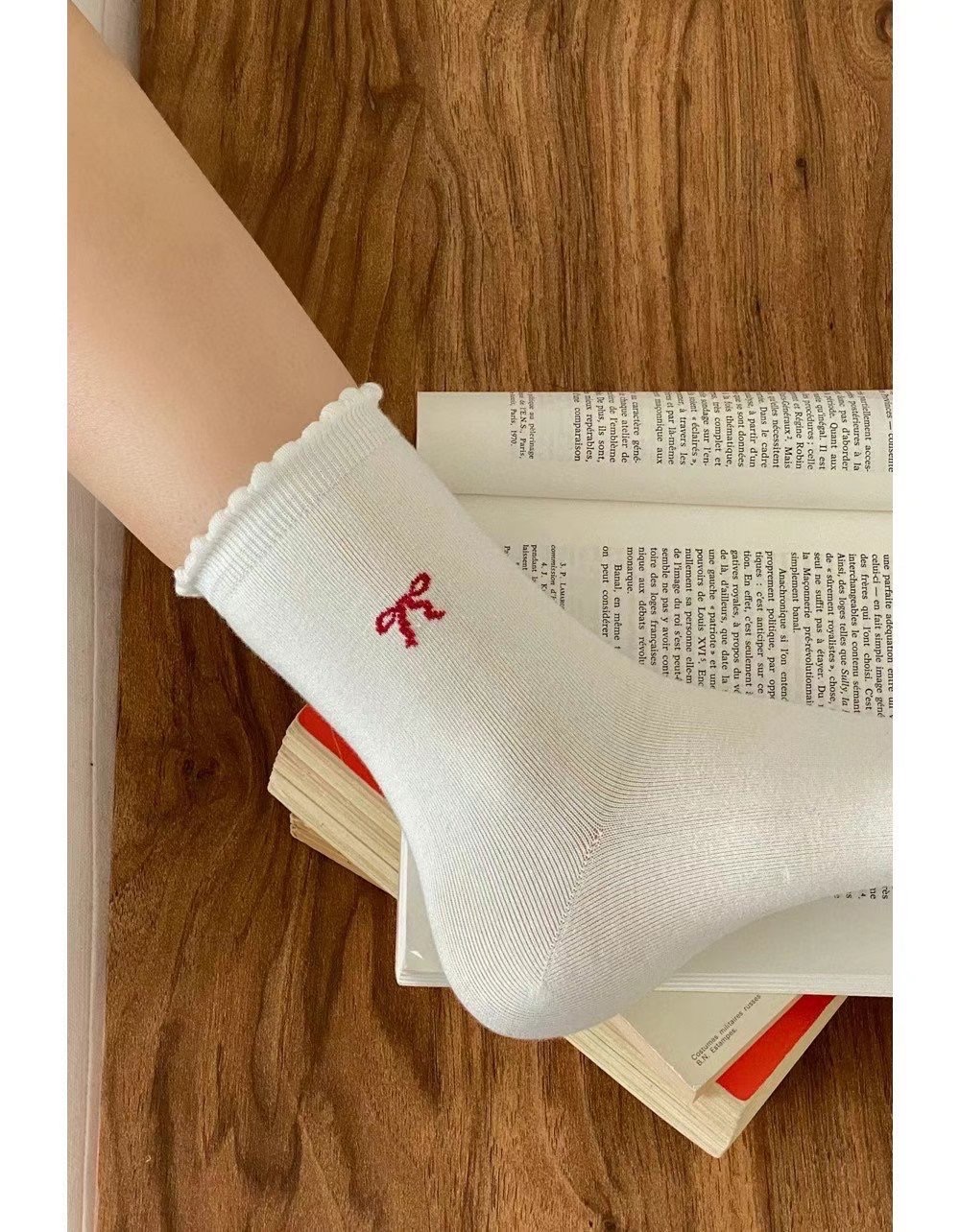 🏷ʏᴜɴᴀ’s ·韓國製🇰🇷花邊紅蝴蝶結長襪