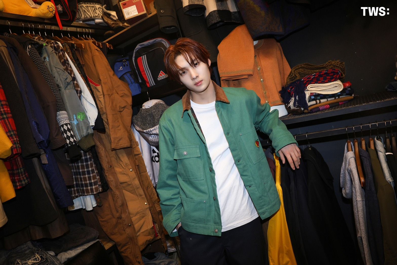 英宰 YOUNGJAE（記得下包手!）