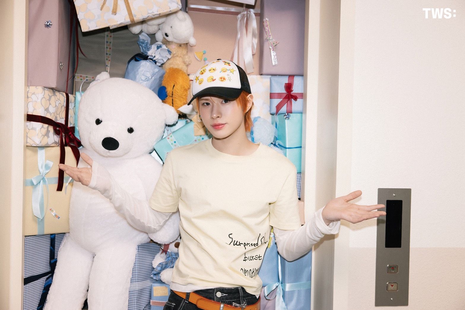 炅潣 KYUNGMIN 之二（記得下包手!）