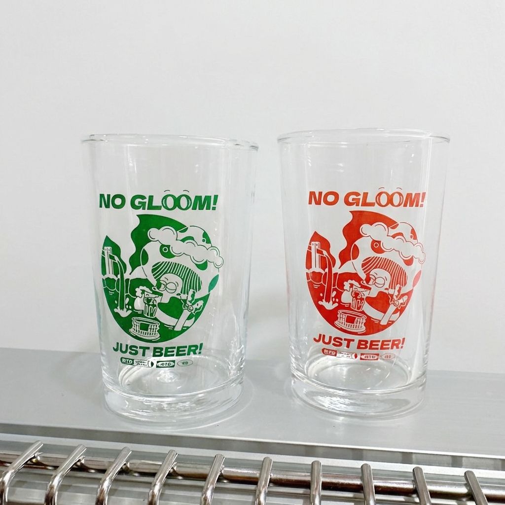 日本製小啤酒杯｜蘑菇泡湯單色插畫