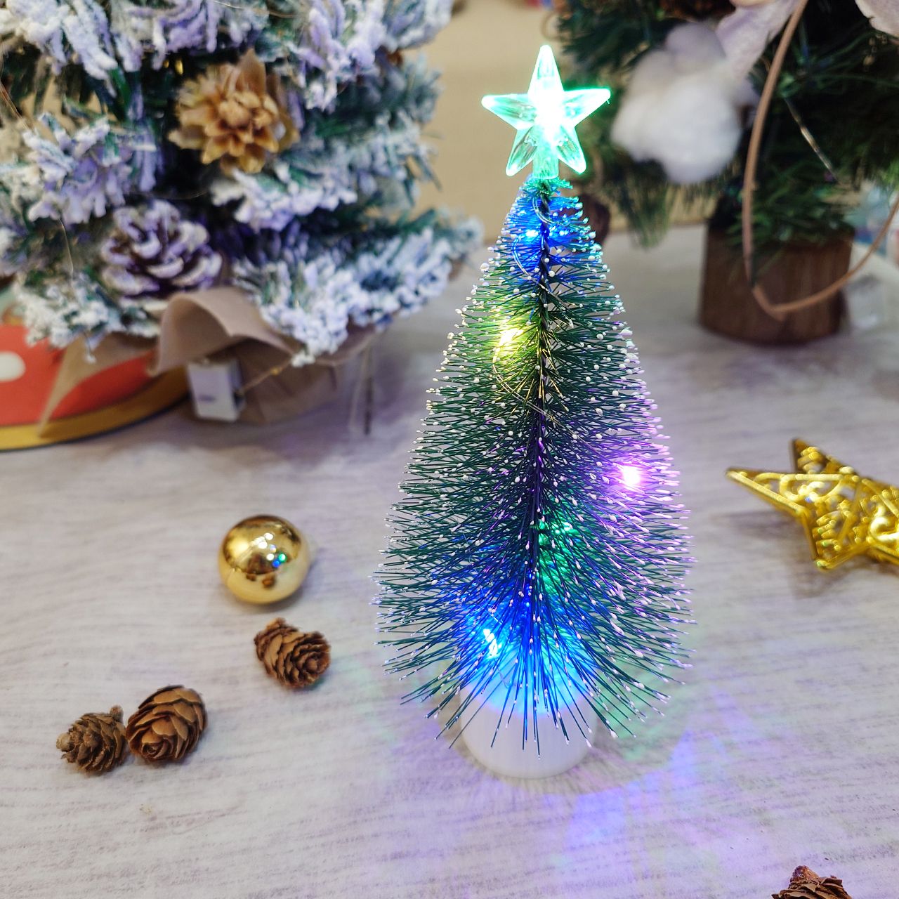 台灣現貨Xmas。松針聖誕樹 15/17cm LED 迷你聖誕樹 桌上聖誕樹 聖誕節 DIY 耶誕節