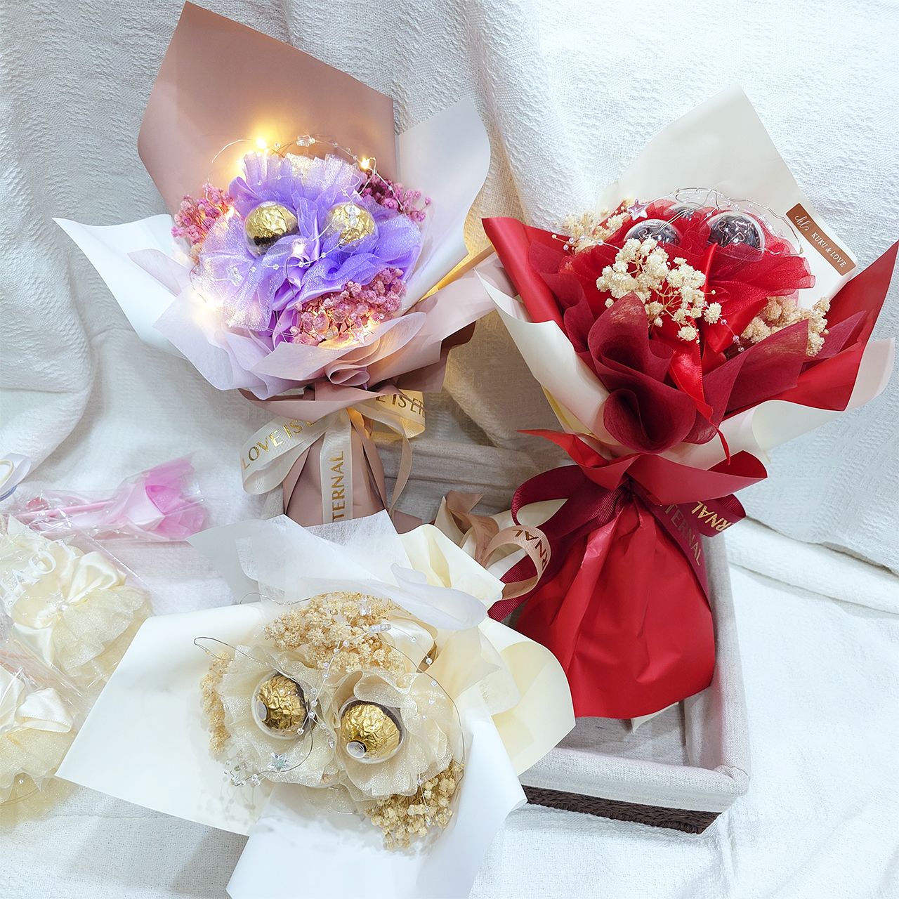 台灣現貨Rocher。三顆金莎花束 永生花 乾燥花 情人節 花束 禮物 金莎巧克力 活動花束 金莎花