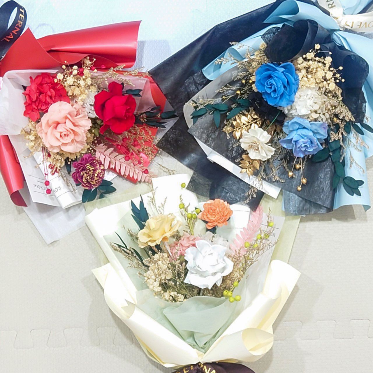 台灣現貨Eternal Serenade。永生玫瑰花花束 永生花 乾燥花 情人節 花束 玫瑰花