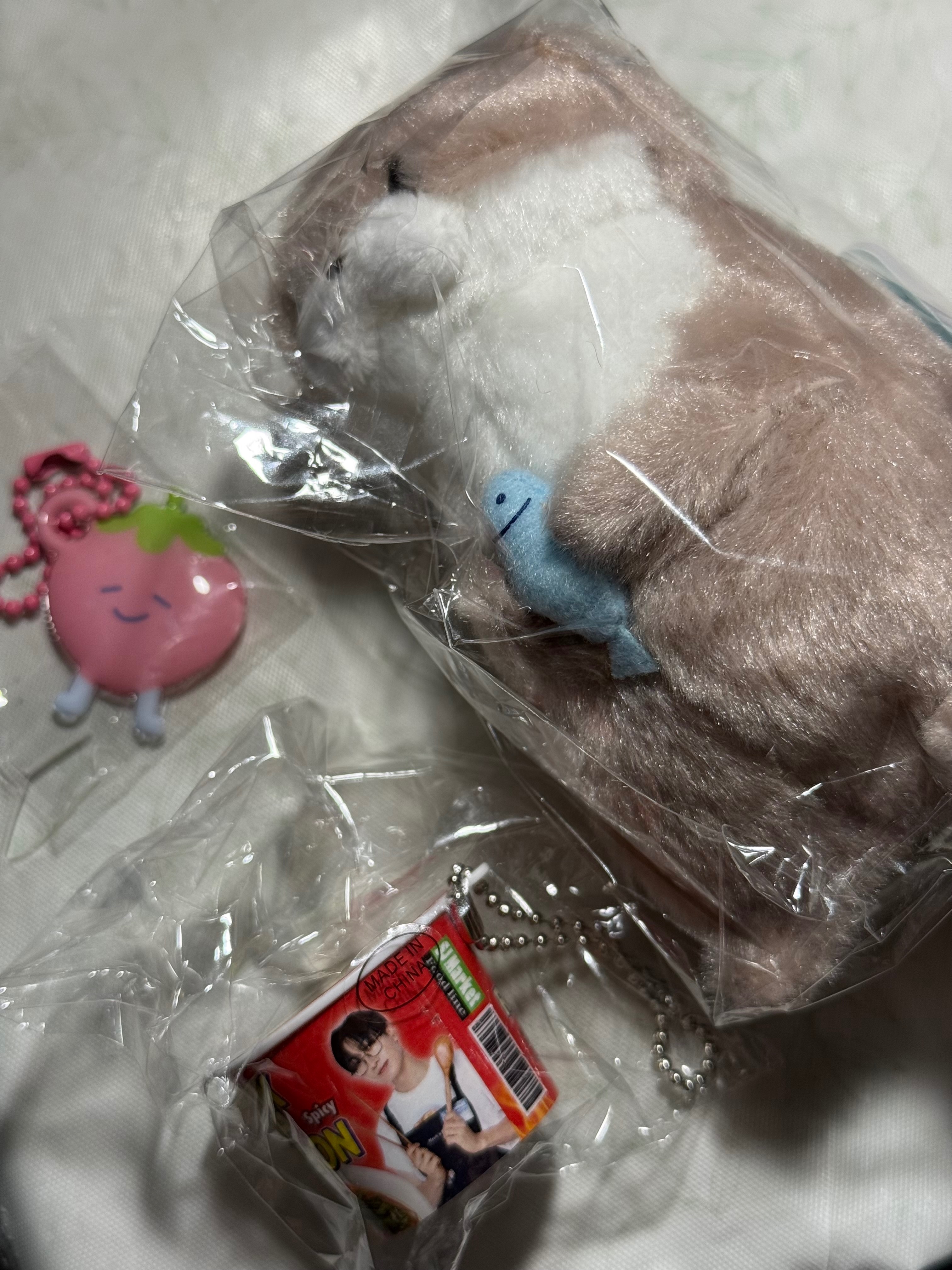 SJ Market 扭蛋吊飾