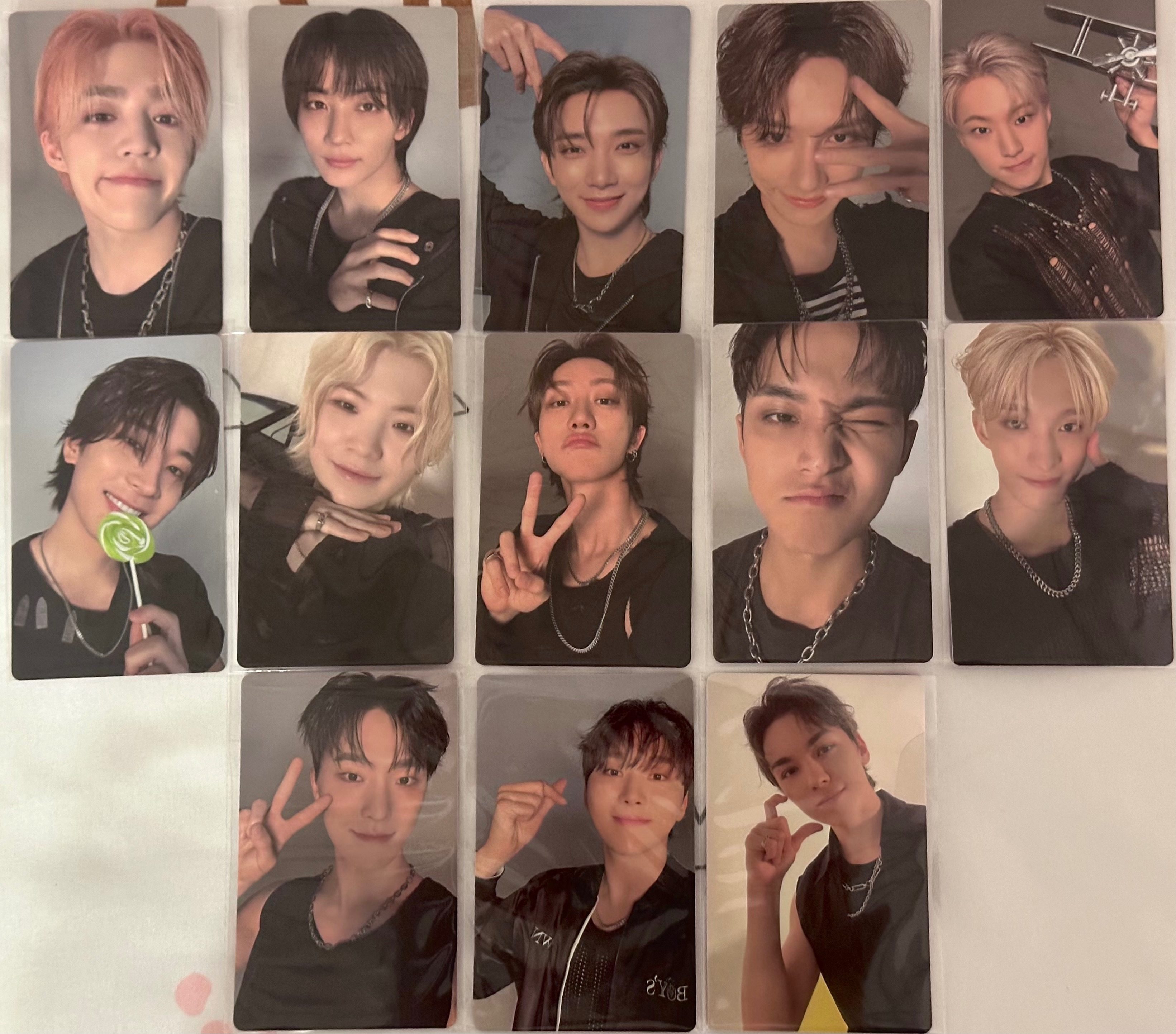 迷12 WVS/yes24 特典卡 綁卡不跨區（小卡皆默認廠損）