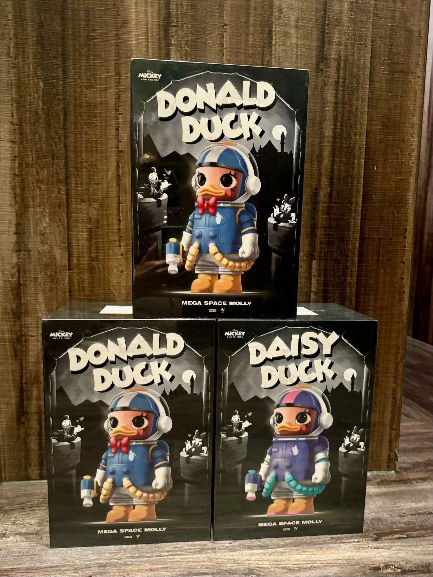 全新現貨‼️泡泡瑪特 POP MART 官方正品 MOLLY 400% 唐老鴨 黛絲 迪士尼