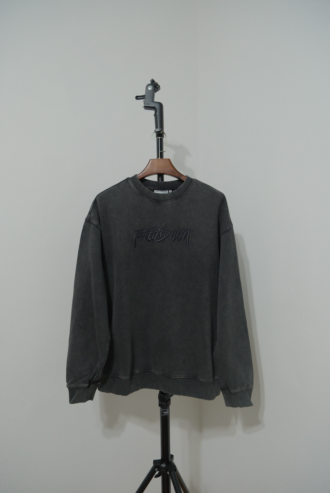 #30 Palladium 重磅水洗寬短大學T M號