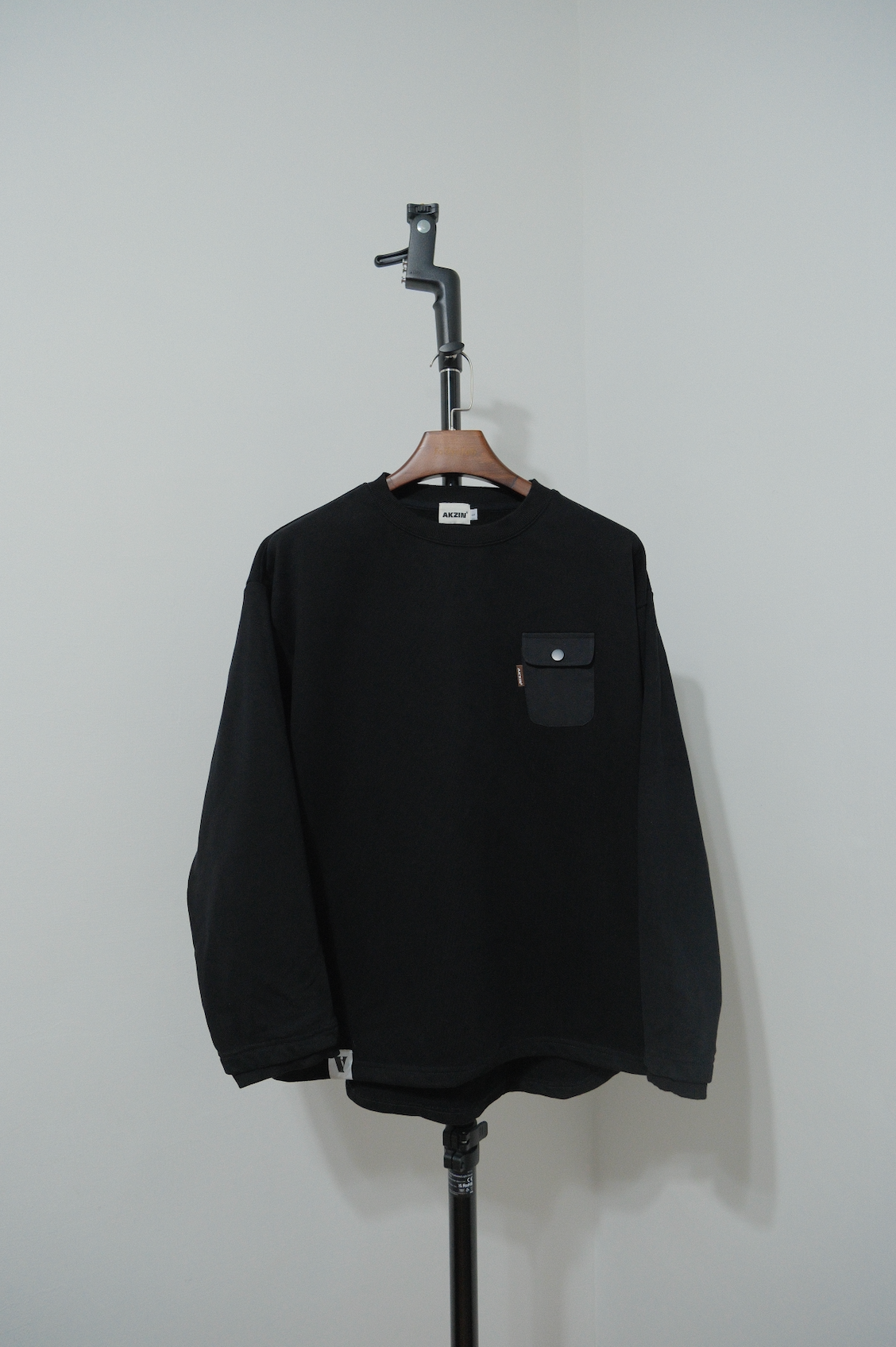 #81 AKZIN 重磅內刷毛口袋長袖T