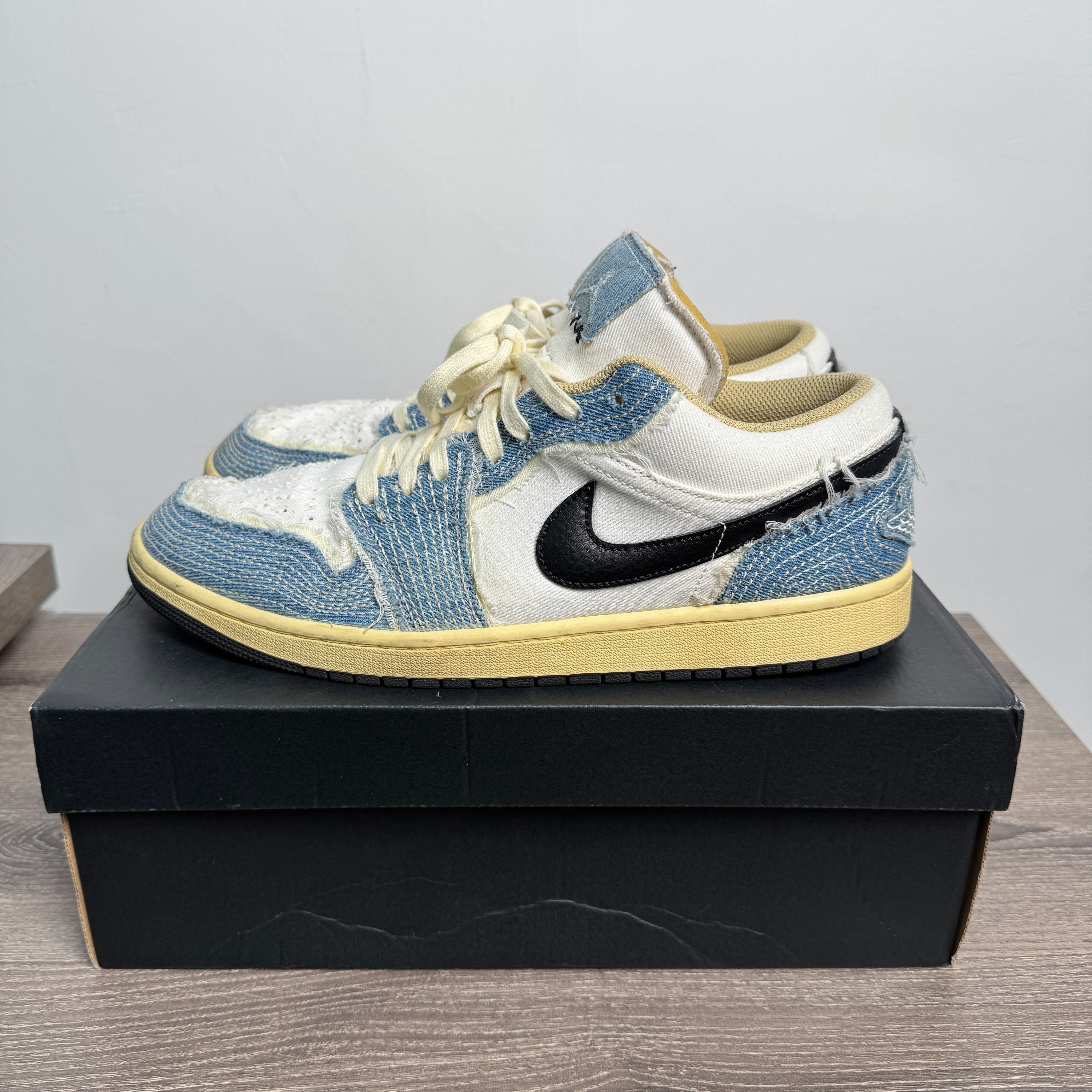 #11 NIKE AIR JORDAN 1 LOW SHASHIKO