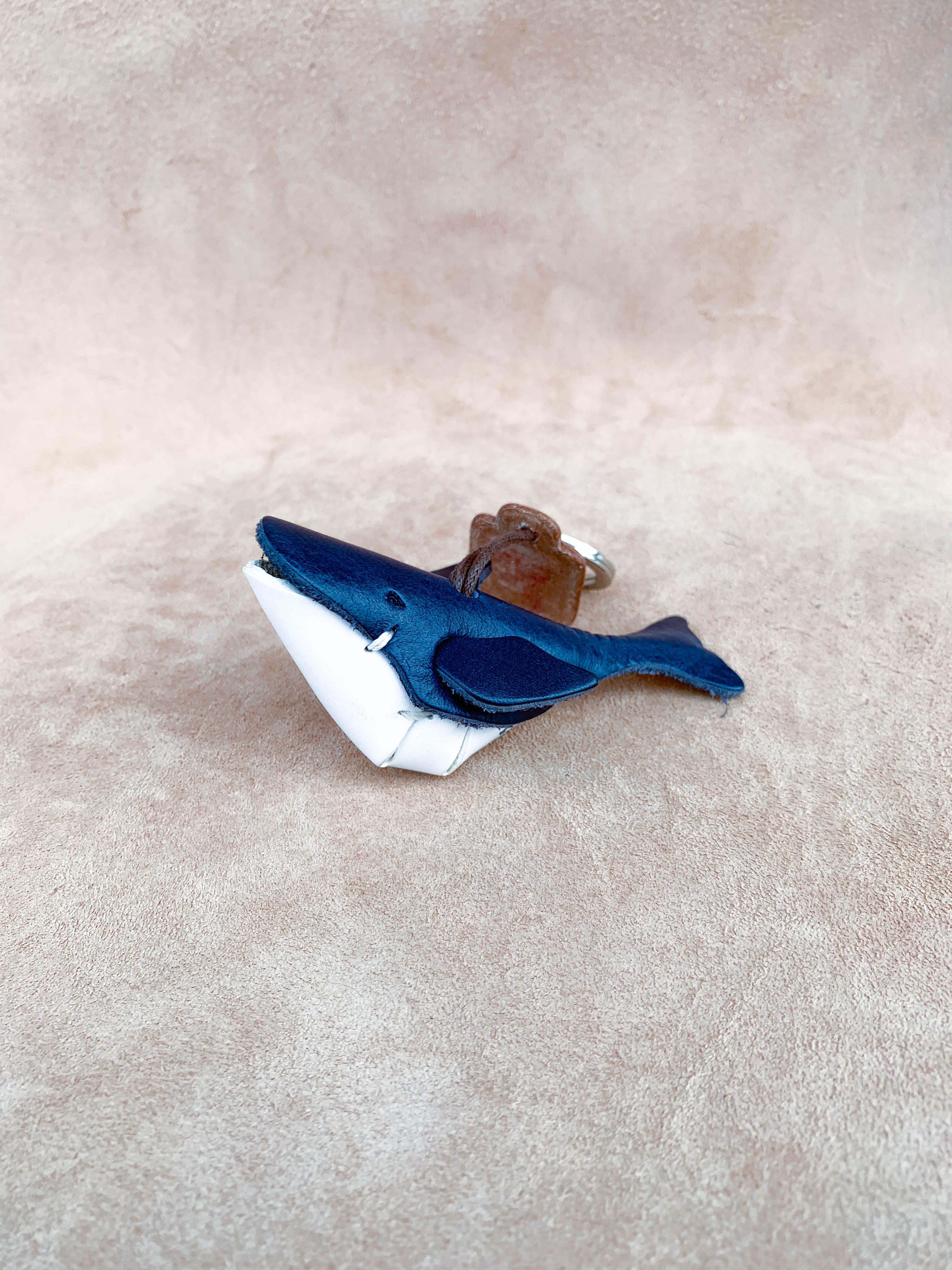 海洋生物-鯨魚-真皮植鞣 皮革鑰匙圈 吊飾 動物造型