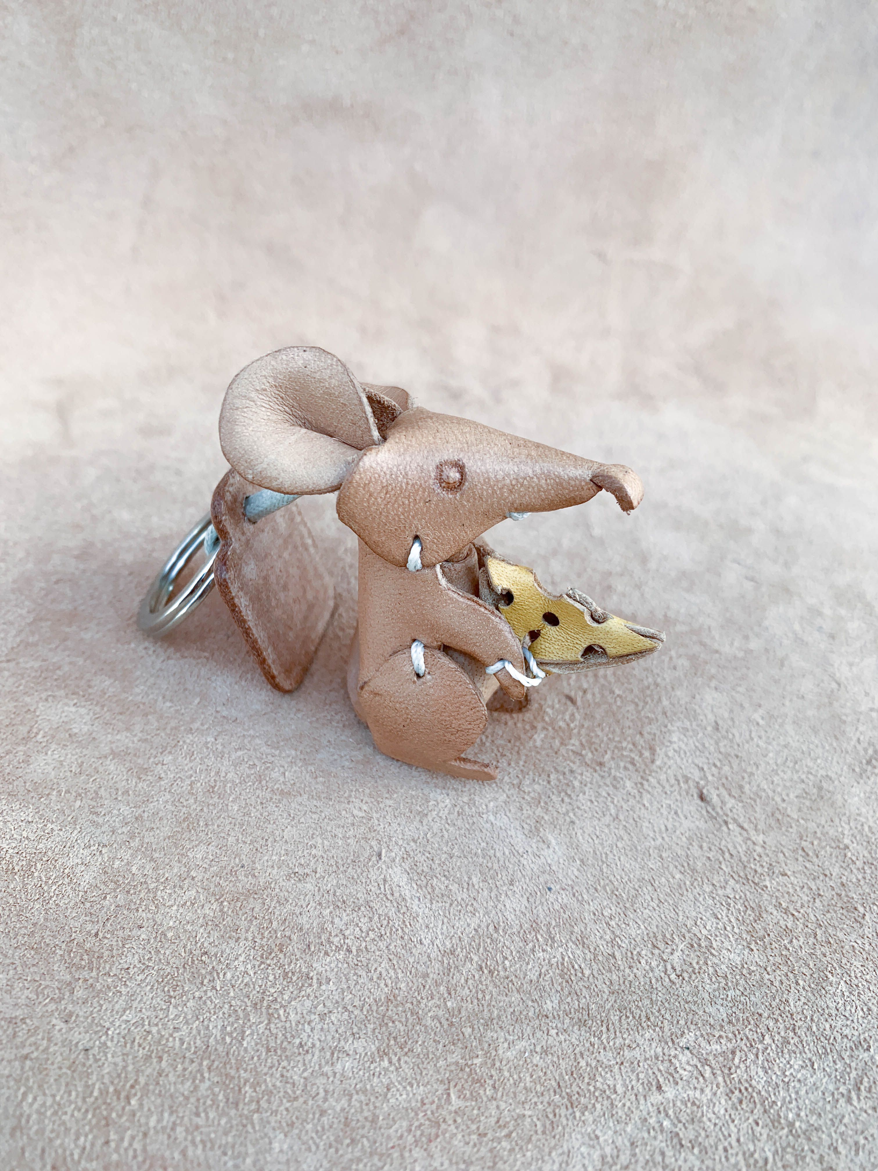 動物森林-小老鼠-真皮植鞣 皮革鑰匙圈 吊飾 動物造型