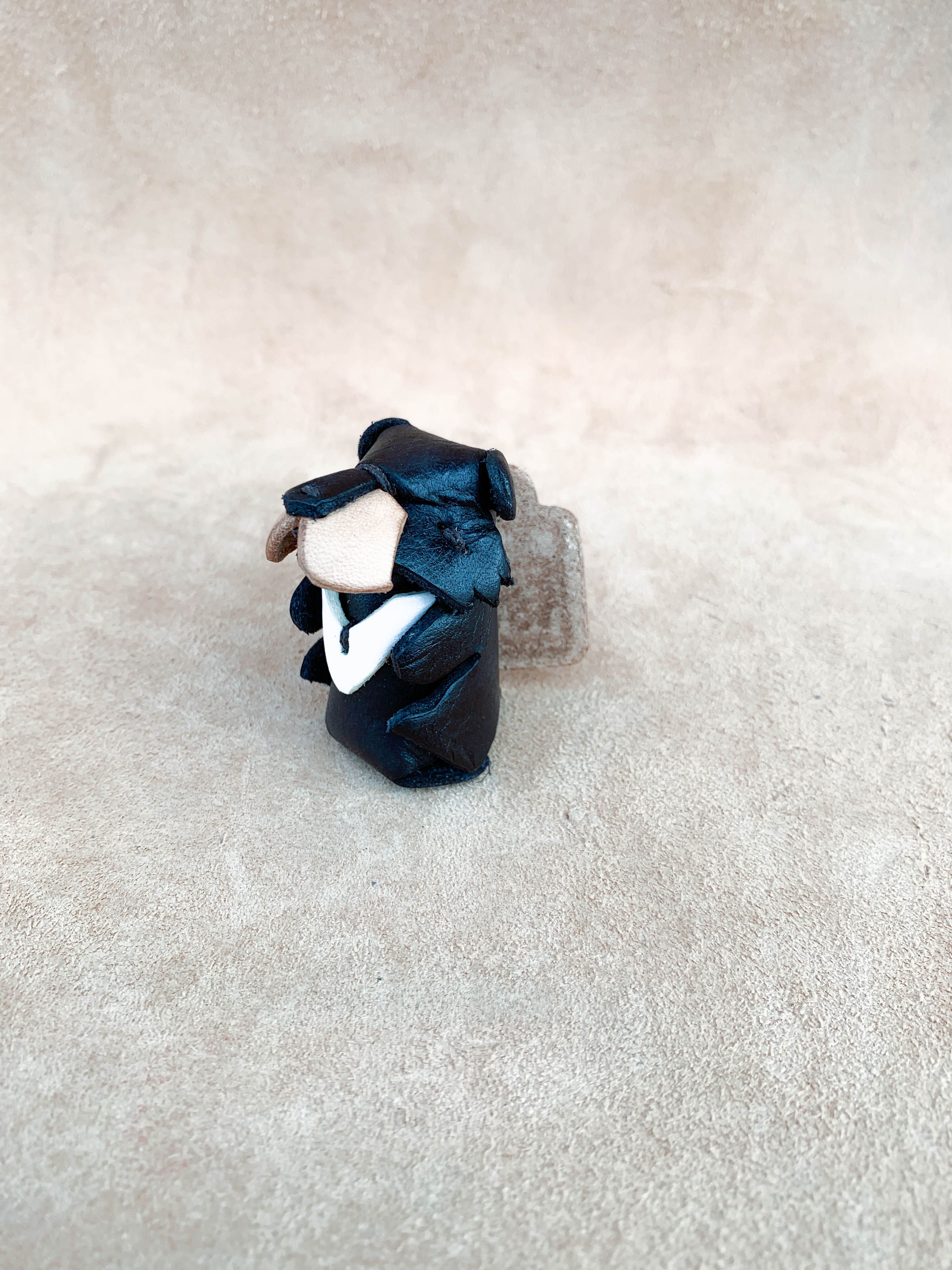 動物森林-台灣黑熊-真皮植鞣 皮革鑰匙圈 吊飾 動物造型