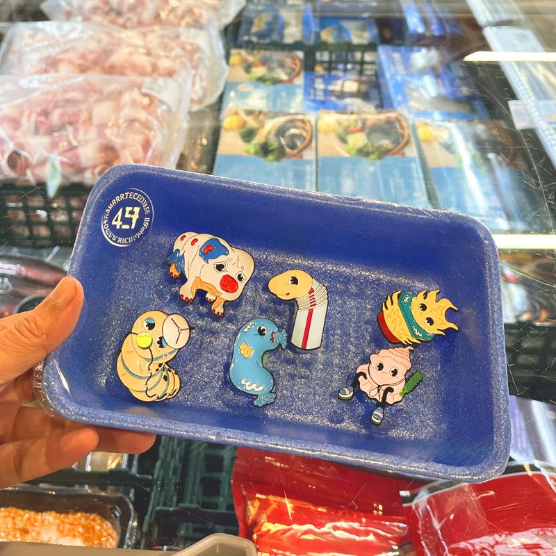 【轉生成火鍋料，今天也在鍋底徘徊】 液世界限定角色徽章套組（6入）