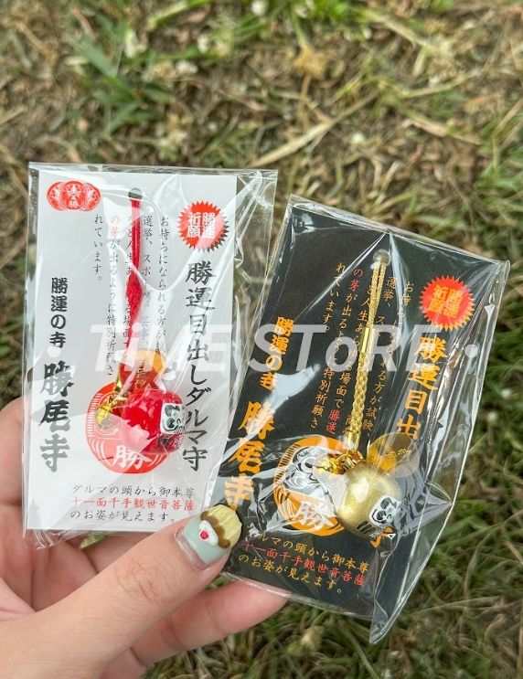 • 𝙏𝙞𝙈𝙀 𝙎𝙏𝙤𝙍𝙀 • 日本正版現貨 ✈️ 大阪 勝尾寺 勝運守 達摩勝運守