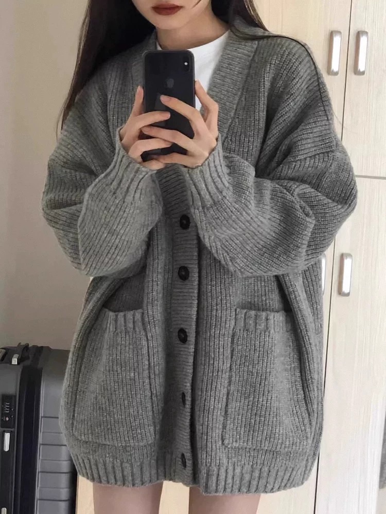 春季慵懶v領毛衣外套