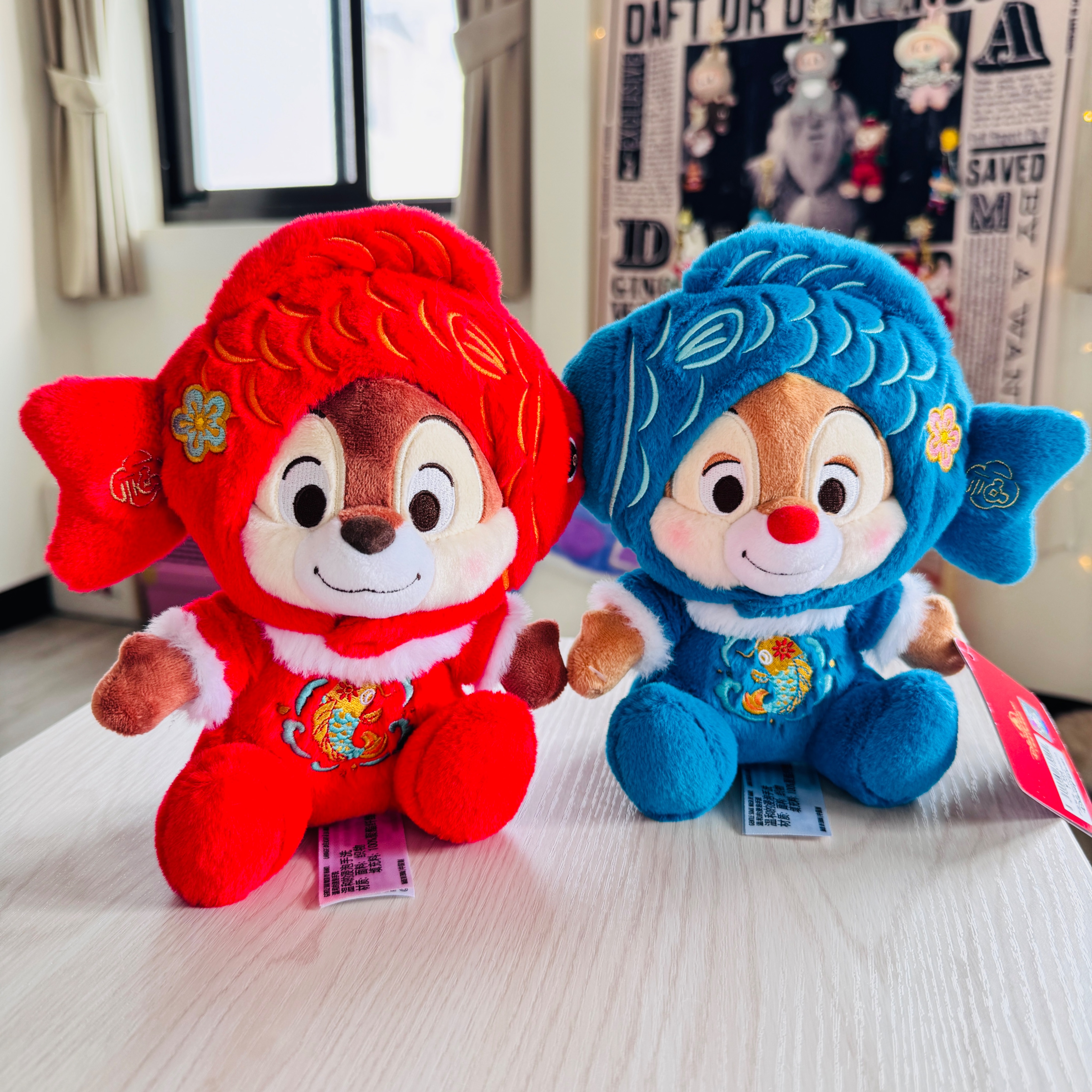 上海迪士尼樂園 新春錦鯉奇奇蒂蒂 頭套可摘 可愛擺件 娃娃公仔 便宜出清!現貨秒發!