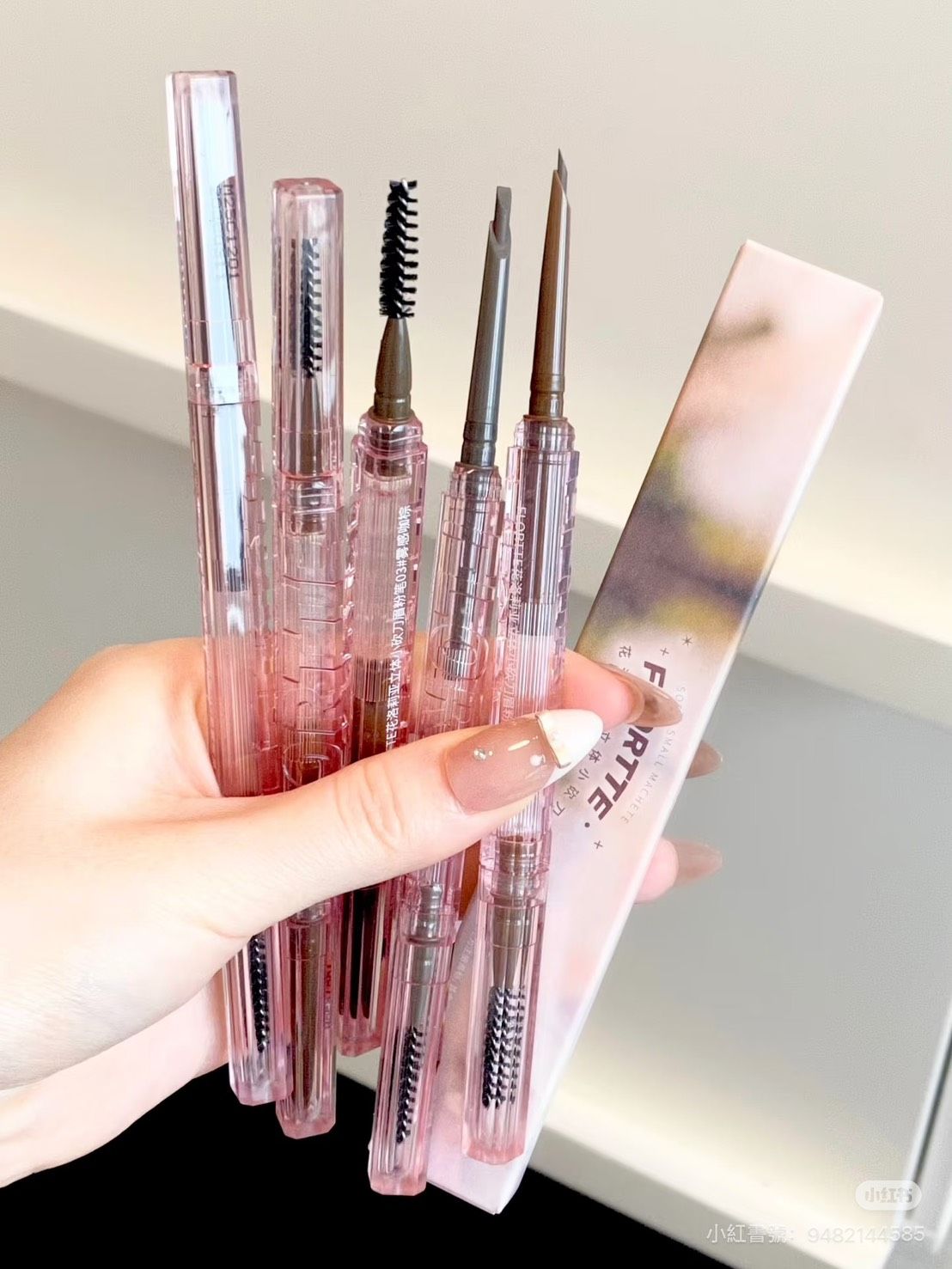 🌸花洛莉亞立體小砍刀眉粉筆✏️