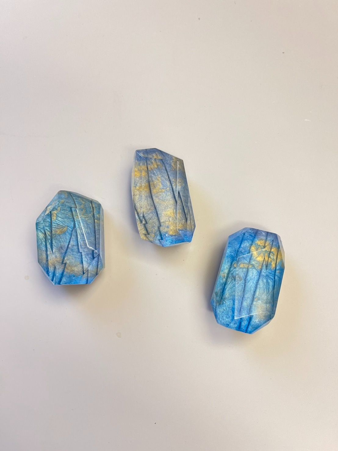 （現貨）寶石皂-拉長石