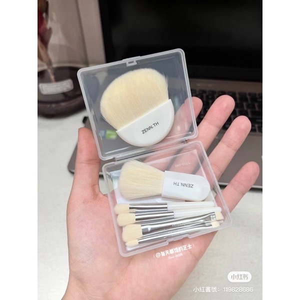奶fufu😍ZENN.TH迷你化妆刷套装 刷子 刷具 旅行便攜組✈️