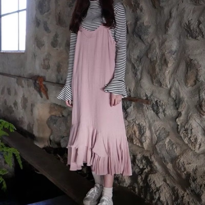 現🔥吊帶洋裝 雪紡洋裝 蛋糕裙 細肩帶 仙氣飄飄吊帶不規則下擺長洋裝 早衣服》出清