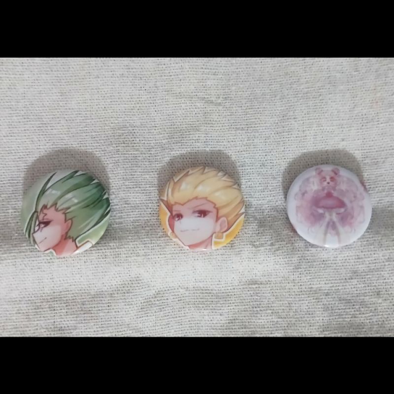 小徽章｜石神千空款、吉爾伽美什款、棉花糖餅乾款