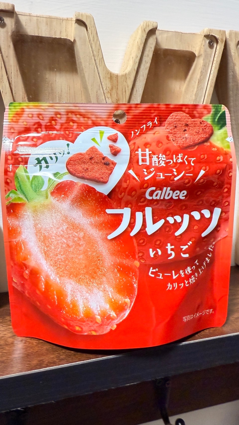 Calbee草莓愛心餅