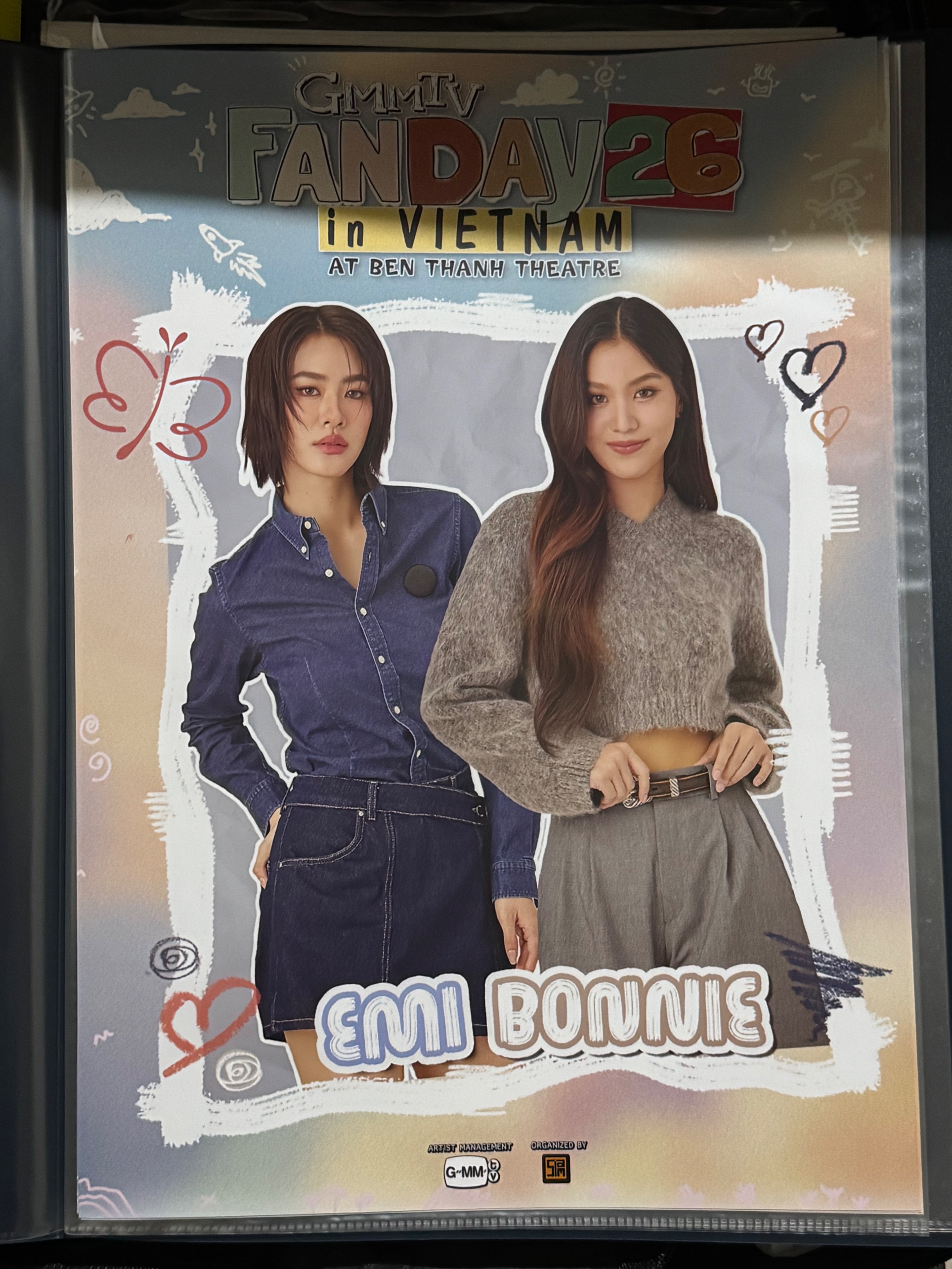 EMIBONNIE越南場無簽名海報