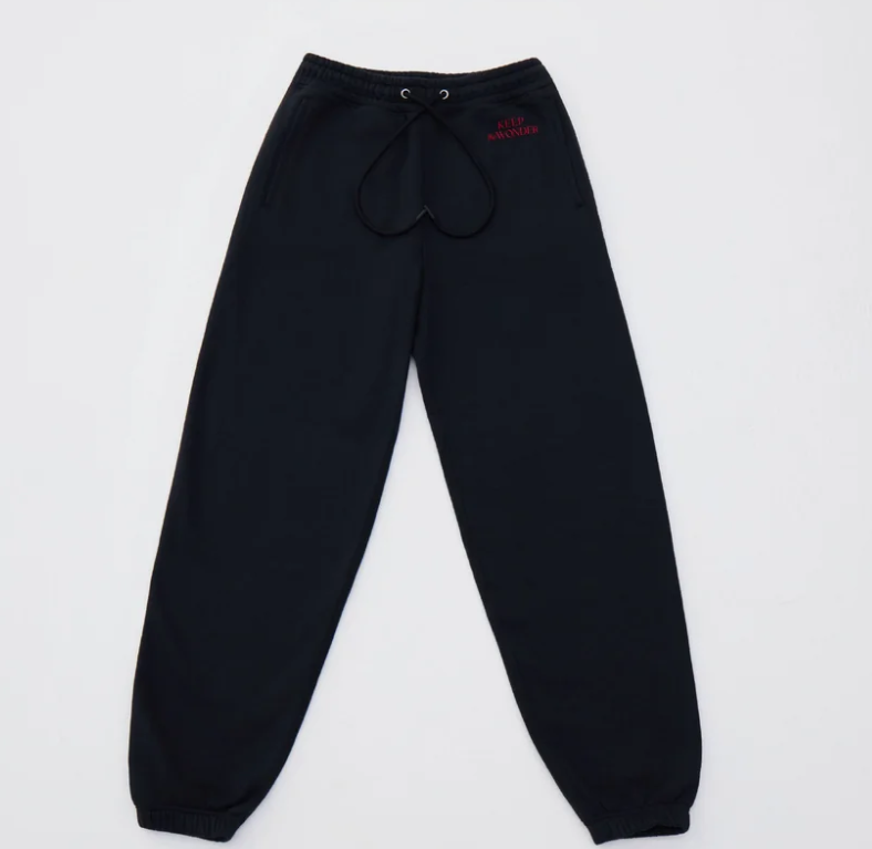 KEEP THE WONDER BLACK SWEATPANTS ＞ S